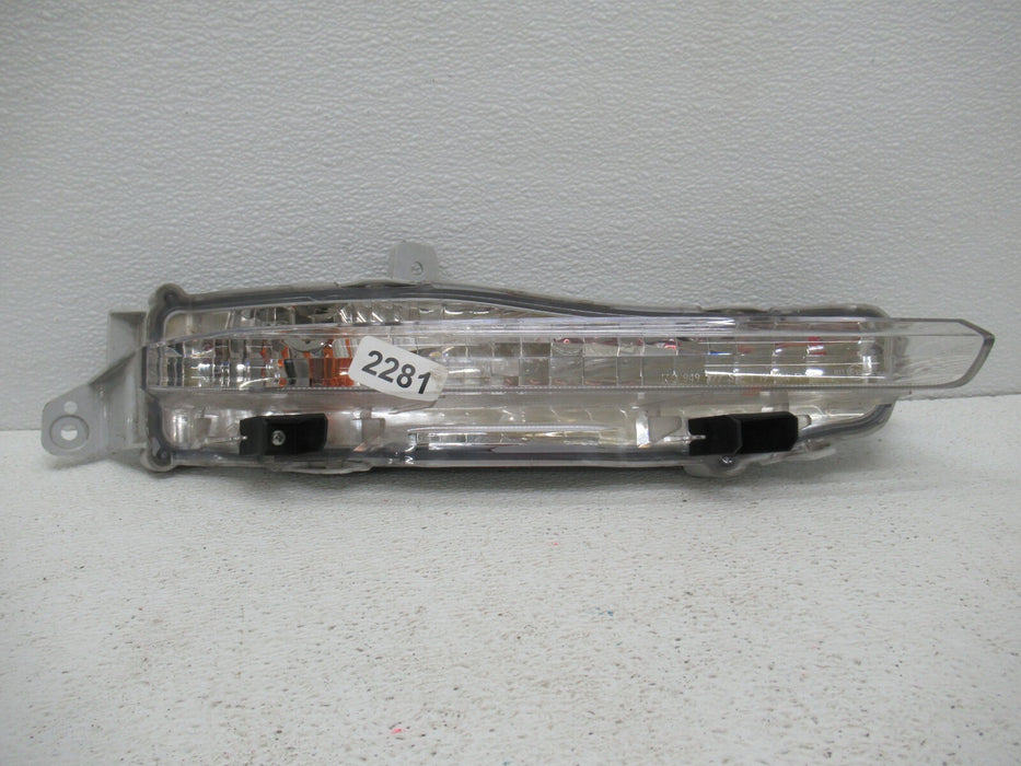2016-2018 HONDA PILOT FRONT RIGHT PASSENGER SIDE TURN SIGNAL LIGHT LAMP OEM