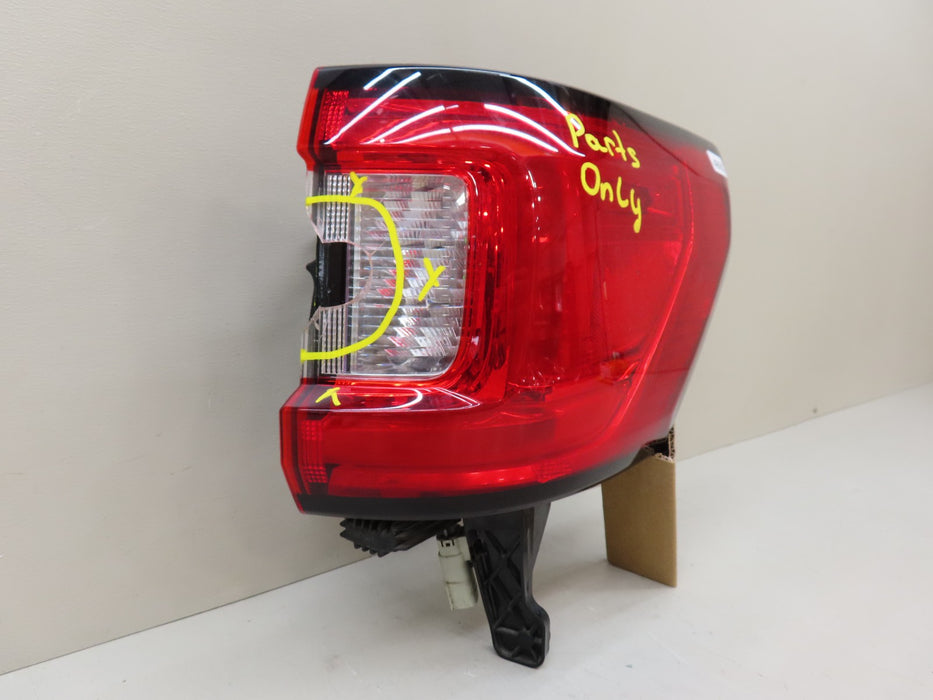 2018-2021 LINCOLN NAVIGATOR REAR RIGHT PASSENGER TAIL LIGHT OUTER OEM PARTS ONLY