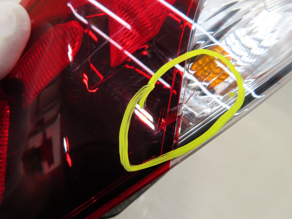 2018 2019 HYUNDAI SONATA REAR LEFT DRIVER TAIL LIGHT OEM 92401-C2