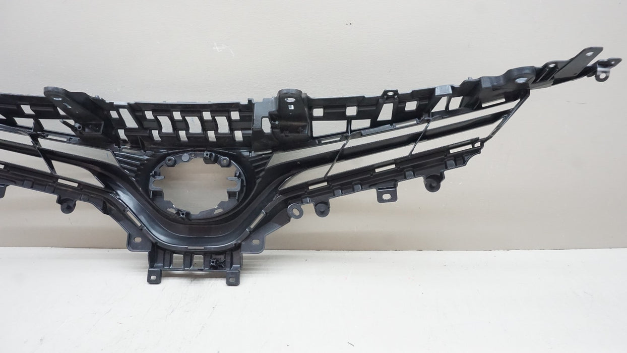 2021-2023 TOYOTA CAMRY LE XLE FRONT UPPER GRILLE GRILL OEM 53101-06F30