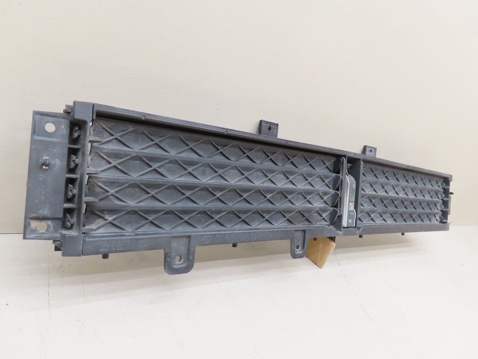 2022 2023 CHEVROLET BUICK ENCLAVE/TRAVERSE FRONT AIR SHUTTER OEM