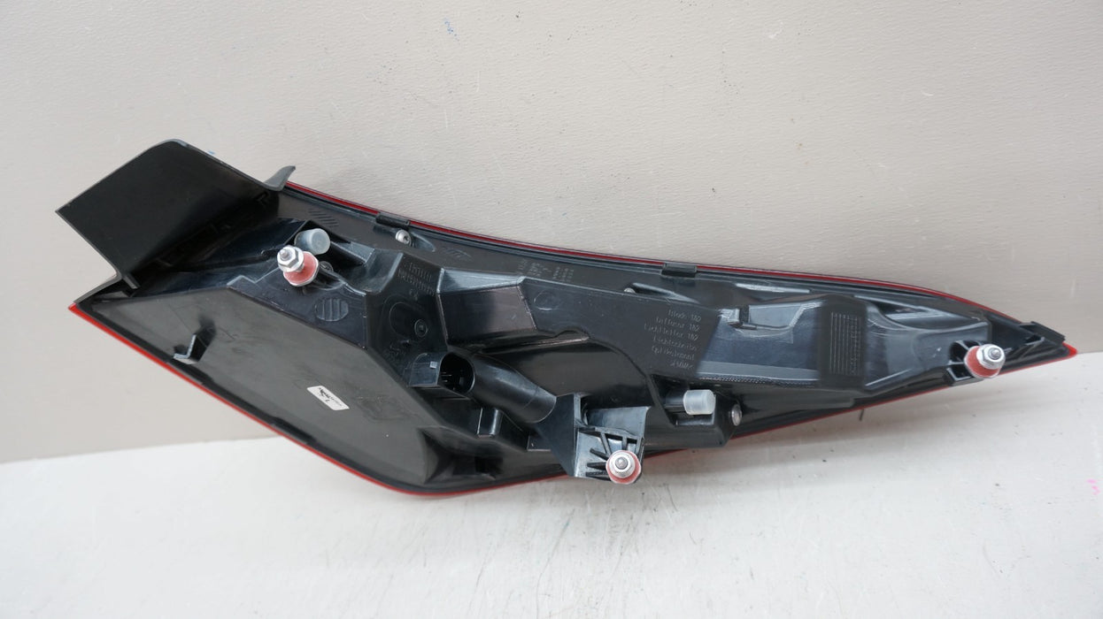 2020-2023 MERCEDES-BENZ CLA250 LH LEFT DRIVER LED TAIL LIGHT OEM