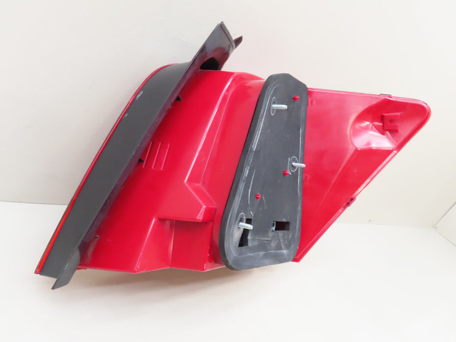 2013-2015 MERCEDES-BENZ GLK 250 REAR LEFT DRIVER SIDE TAIL LIGHT OEM A2049060357
