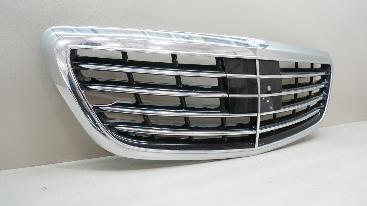 2014-2017 MERCEDES BENZ S CLASS W222 FRONT BUMPER GRILLE OEM A2228800483
