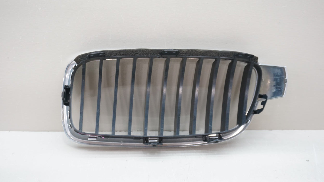 2012-2018 BMW 3 SERIES F30 330I 328I 335I FRONT RIGHT KIDNEY GRILLE OEM 7295436