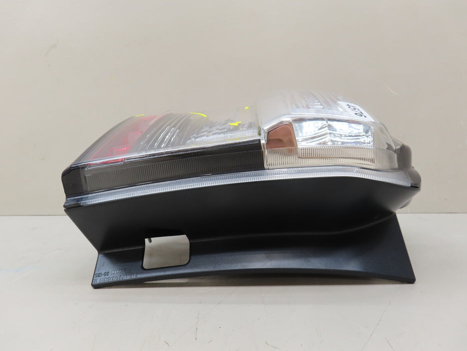 2014-2023 TOYOTA 4RUNNER REAR LEFT DRIVER SIDE TAIL LIGHT OEM