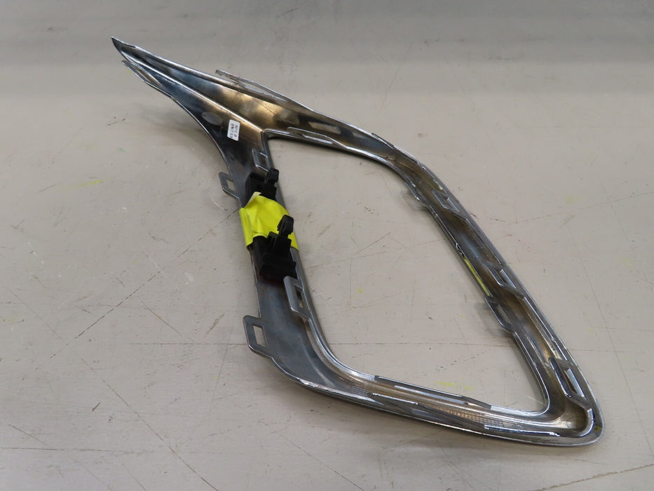 2018-2020 VOLKSWAGEN TIGUAN REAR RIGHT SIDE BUMPER COVER TRIM OEM 5NN807834