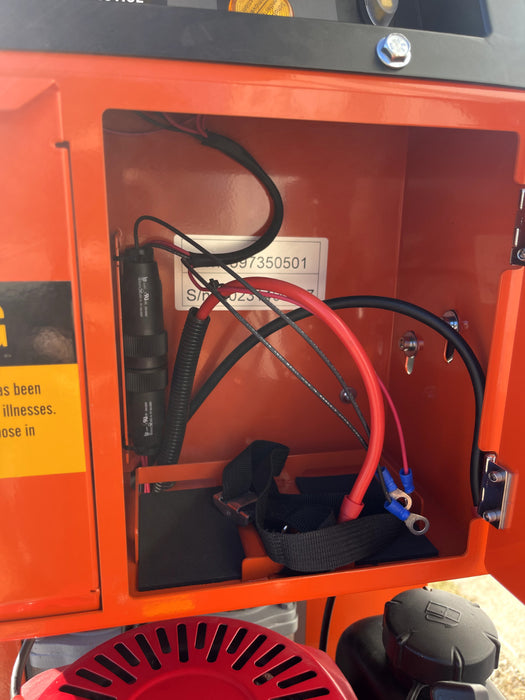 HUSQVARNA T 4000 PETROL SOFF-CUT DUST WITH HEPA FILTERS EXTRACTOR VACCUM UNIT