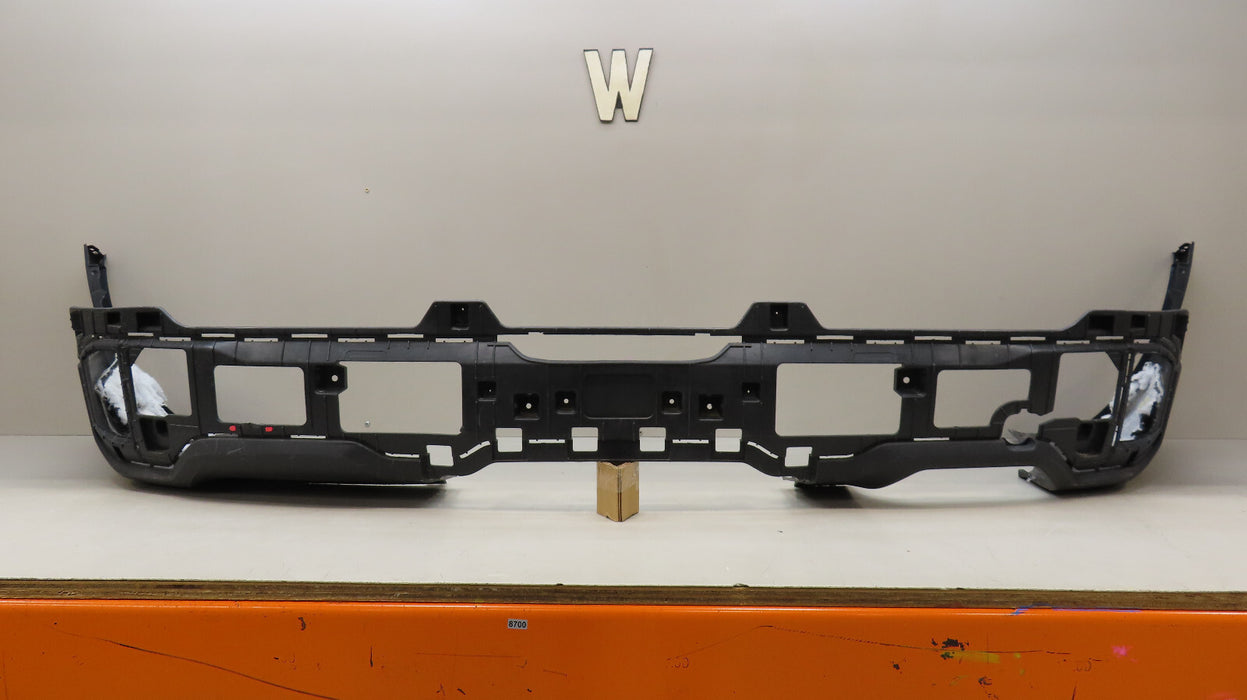 2023 2024 KIA TELLURIDE REAR LOWER BUMPER COVER OEM