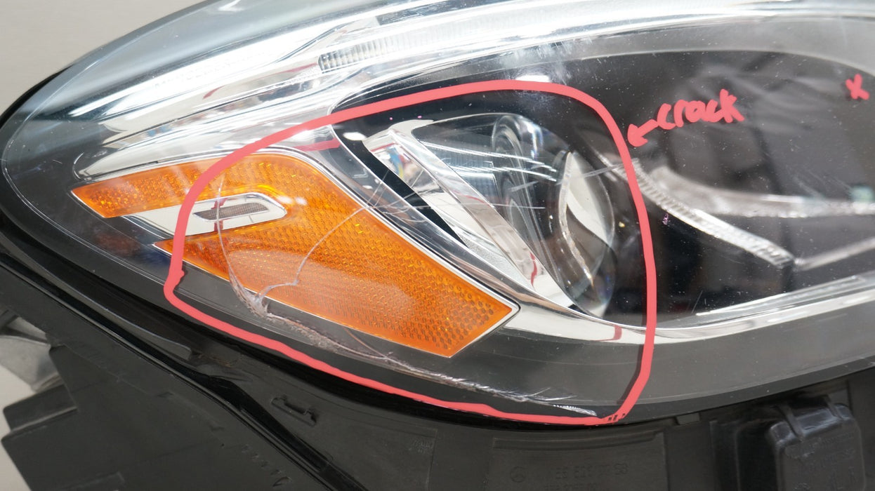 2018-2020 MERCEDES-BENZ GLA200 GLA250 GLA45 RIGHT HEADLIGHT OEM A1569067400