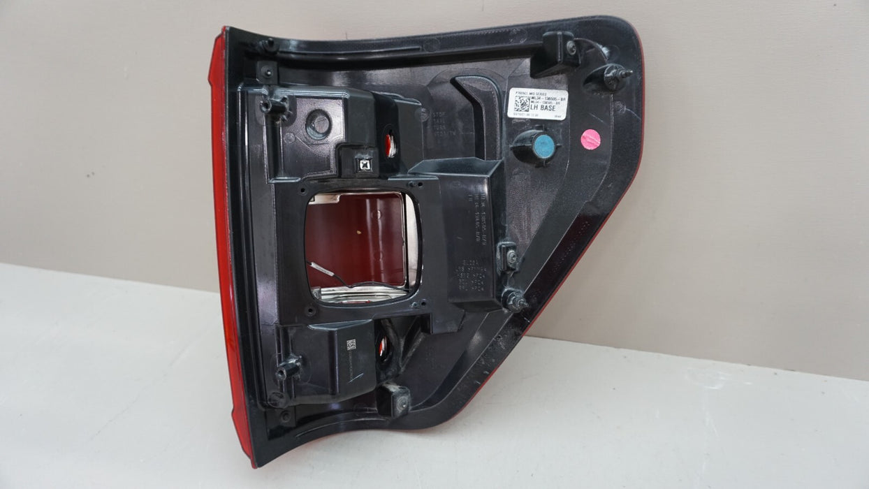 2021-2023 FORD F150 F-150 XLT REAR LH LEFT DRIVER SIDE TAIL LIGHT OEM