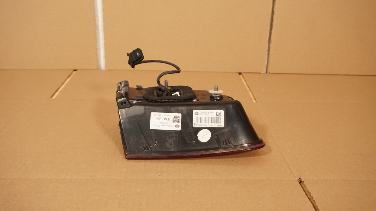 2015-2017 PORSCHE MACAN REAR TRUNK INNER RIGHT SIDE TAIL LIGHT BRAKE LAMP OEM