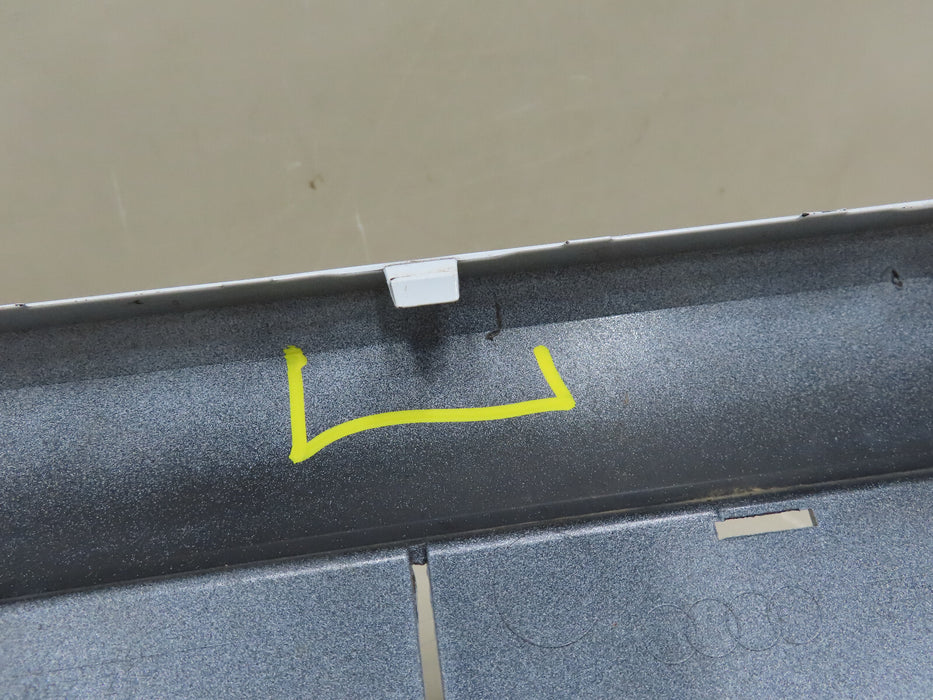 2019 2020 2021 AUDI Q8 S-LINE REAR MIDDLE BUMPER COVER OEM 4M8807527