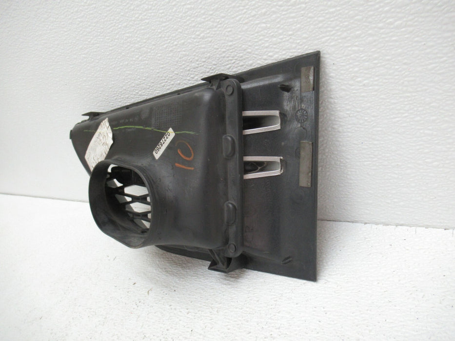 2010 - 2013 LAND RANGE ROVER SPORT FRONT RIGHT PASSENGER SIDE FENDER GRILLE OEM