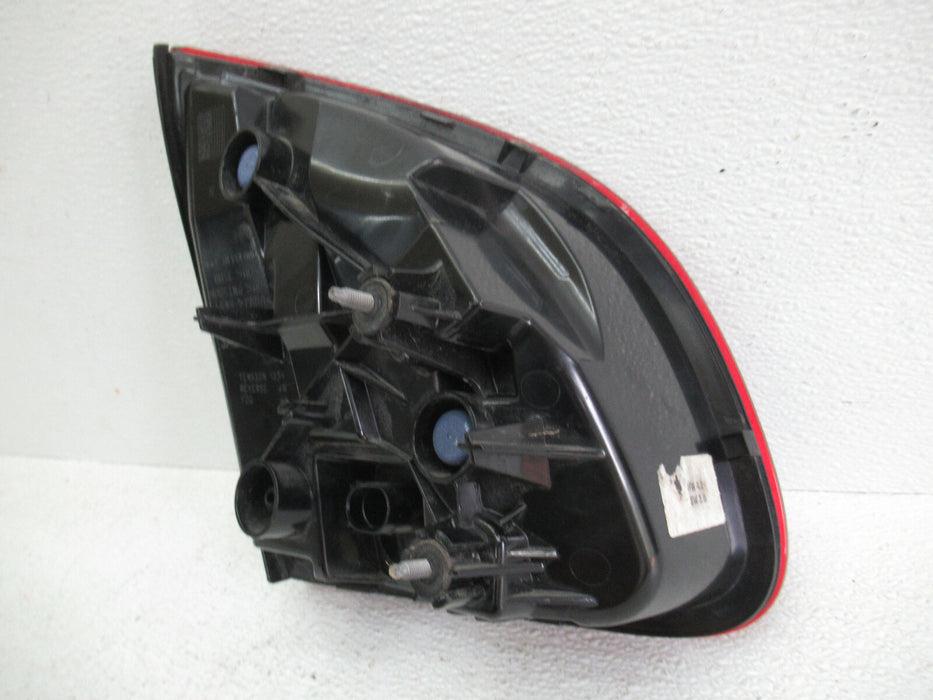 2011 2012 2013 2014 PORSCHE CAYENNE RIGHT TRUNK TAILLIGHT LAMP OEM
