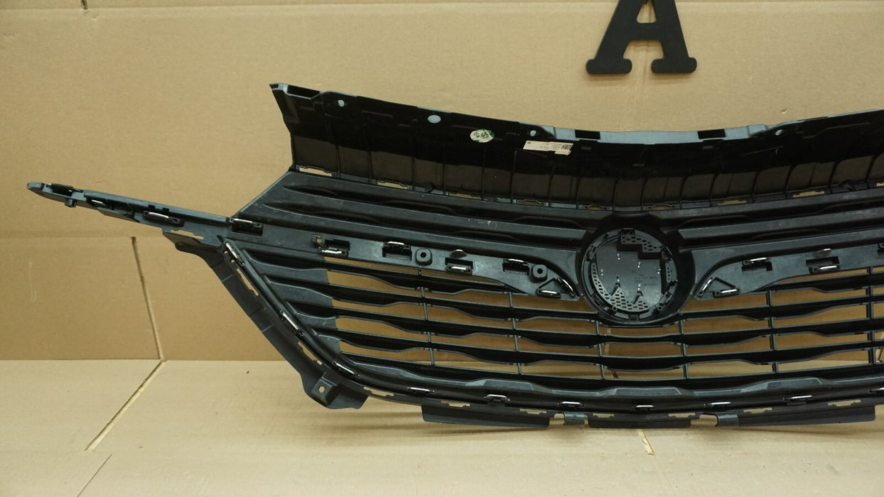 2020-2022 BUICK ENCORE GX FRONT BUMPER UPPER GRILL GRILLE OEM 42737483 20 21 22