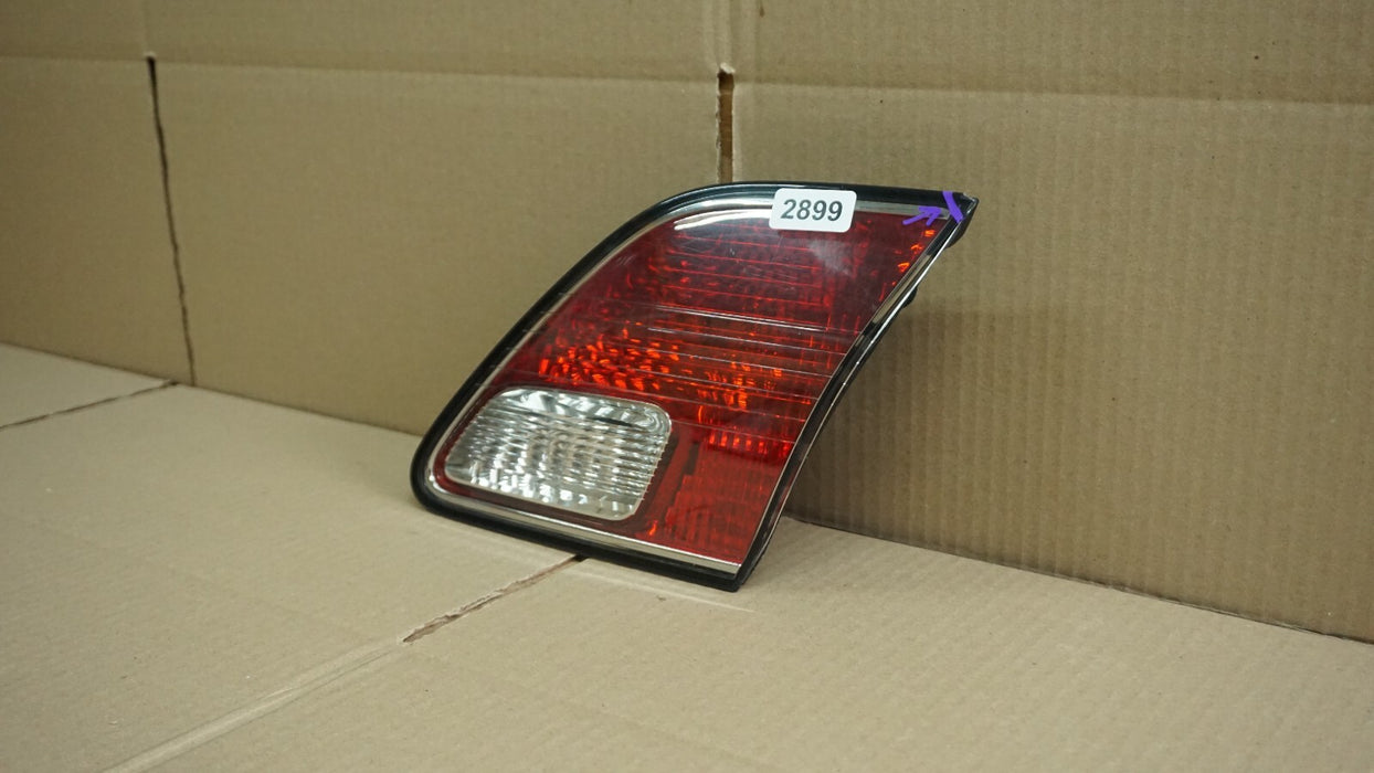 2002 2003 2004 LEXUS ES300 ES330 RIGHT PASSENGER SIDE INNER TAIL LIGHT LAMP OEM