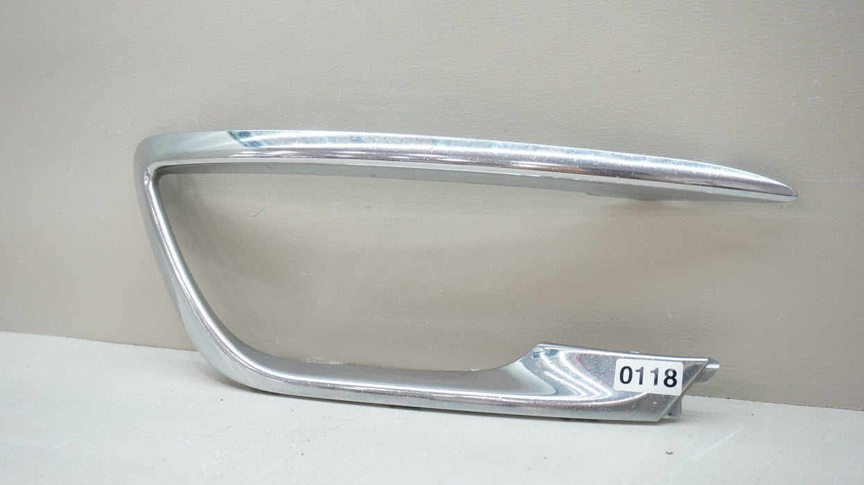 2017-2020 LINCOLN MKZ FRONT RIGHT PASSENGER SIDE BUMPER CHROME TRIM OEM