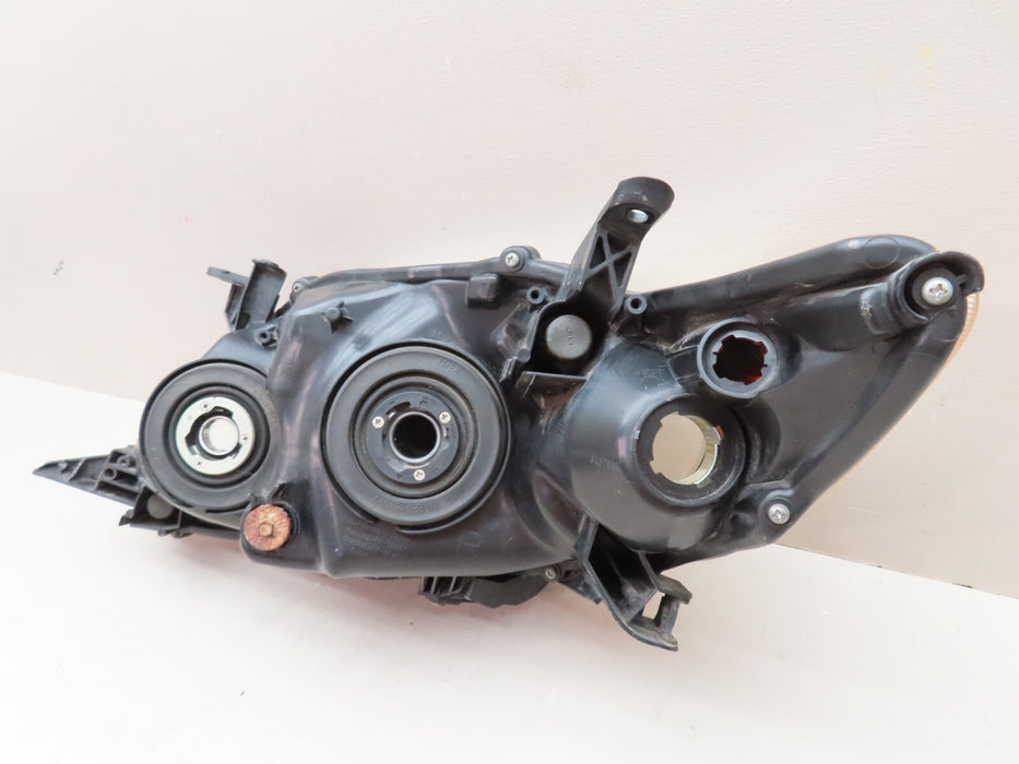 2011-2013 TOYOTA COROLLA FRONT RIGHT PASSENGER SIDE HEADLIGHT LAMP HALOGEN OEM