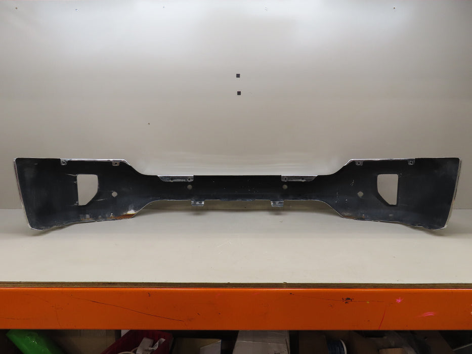 2016-2019 CHEVROLET SILVERADO 1500 FROMT BUMPER METAL CHROME OEM 23243124