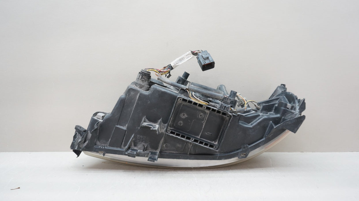 2005-2009 VOLVO S60 FRONT RIGHT PASSENGER SIDE HALOGEN HEADLIGHT OEM 30698828