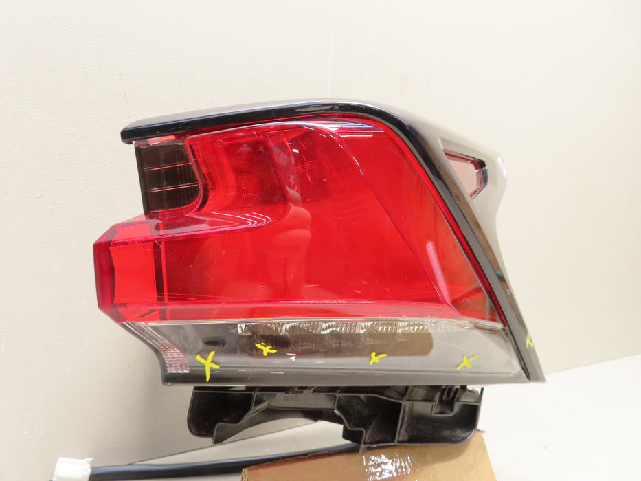 2015 2016 2017 LEXUS NX200T/300H REAR RIGHT PASSENGER OUTER TAIL LIGHT LED OEM