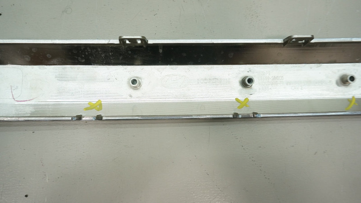 2023-2025 HYUNDAI PALISADE FRONT BUMPER MOLDING OEM 86569-S8CC0