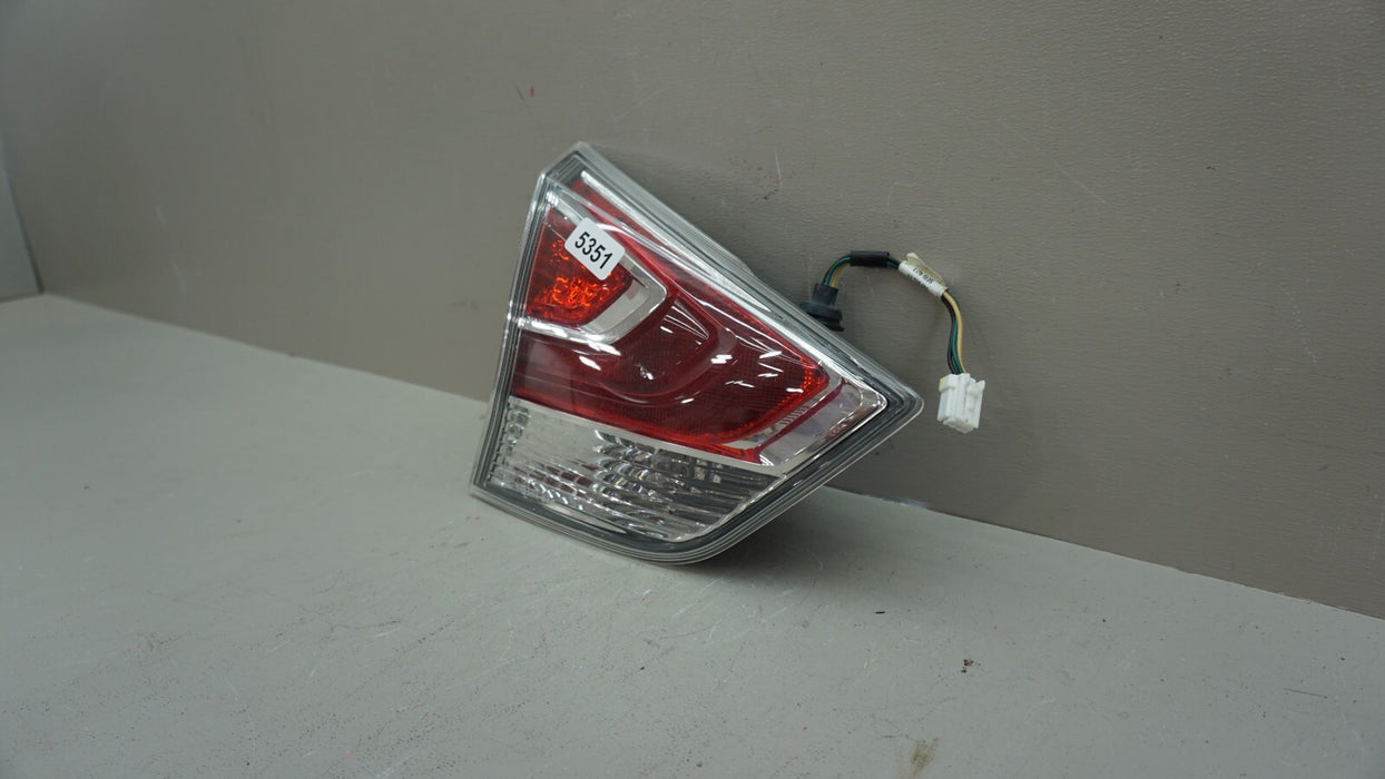 2014-2016 NISSAN ROGUE REAR LEFT DRIVER SIDE INNER TAIL LIGHT BRAKE LAMP OEM