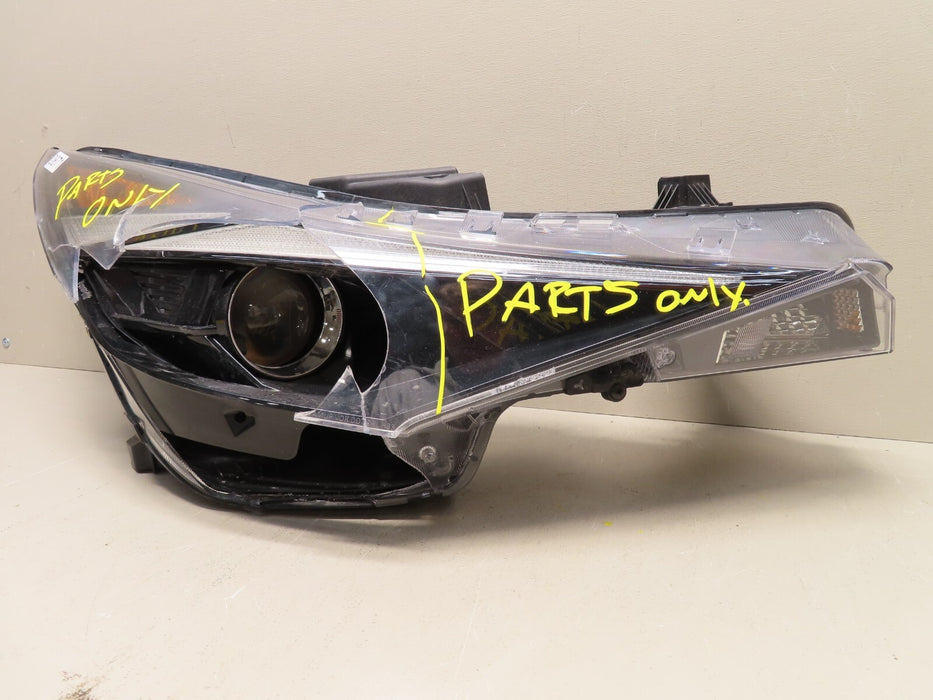 2021-2022 HYUNDAI ELANTRA RIGHT PASSENGERS HEADLIGHT OEM PARTS ONLY