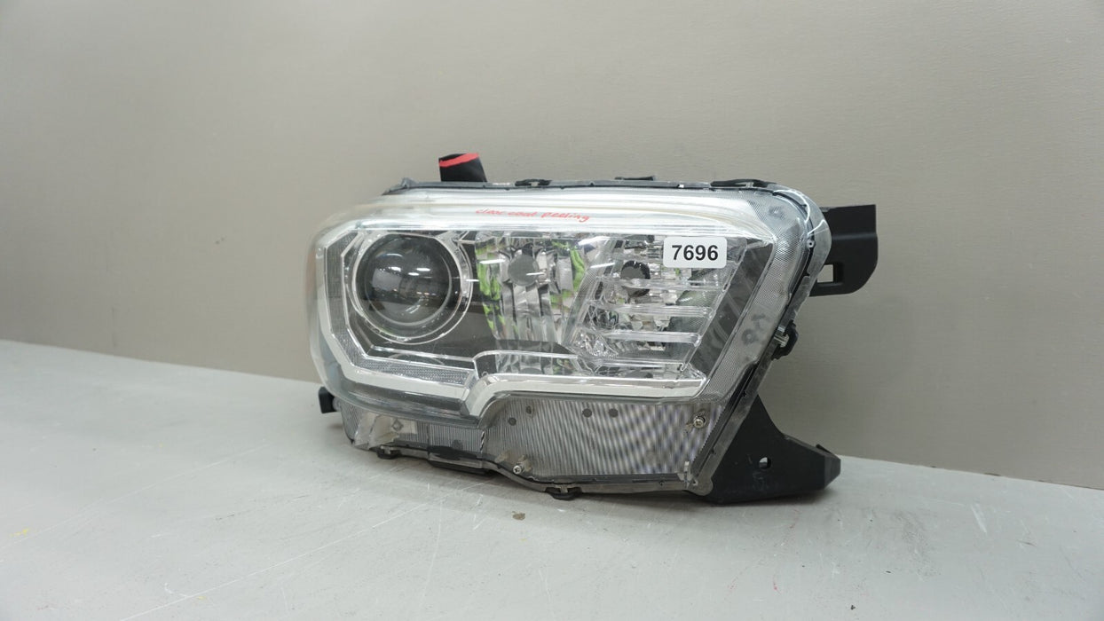 2020-2023 TOYOTA TACOMA FRONT RH RIGHT PASSENGER SIDE HALOGEN HEADLIGHT OEM