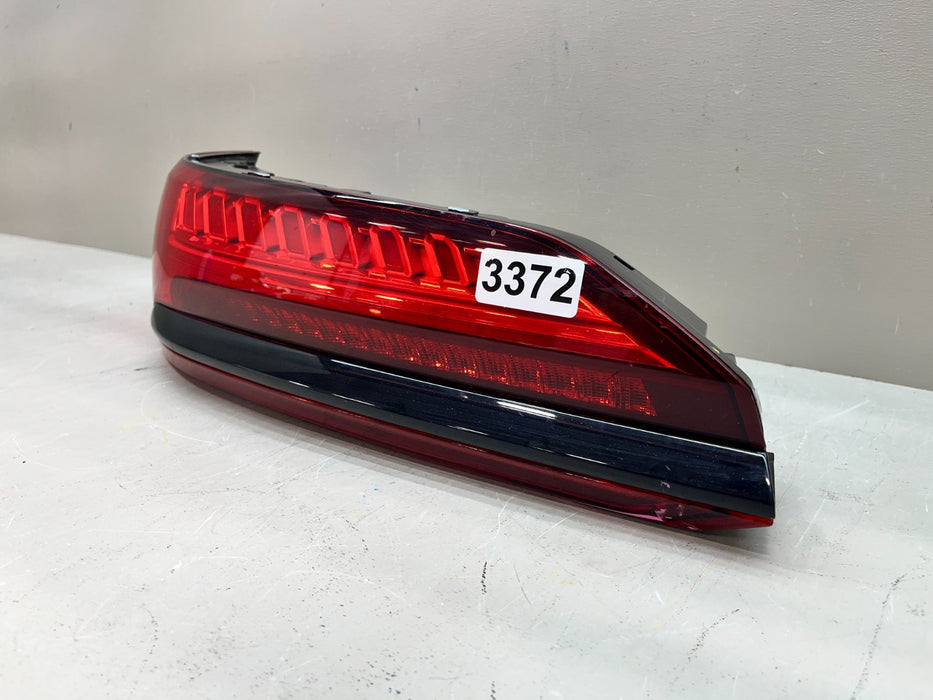 2025-2026 AUDI Q7 SQ7 LH LEFT DRIVER OUTER LED TAIL LIGHT LAMP 4M0.945.075.E