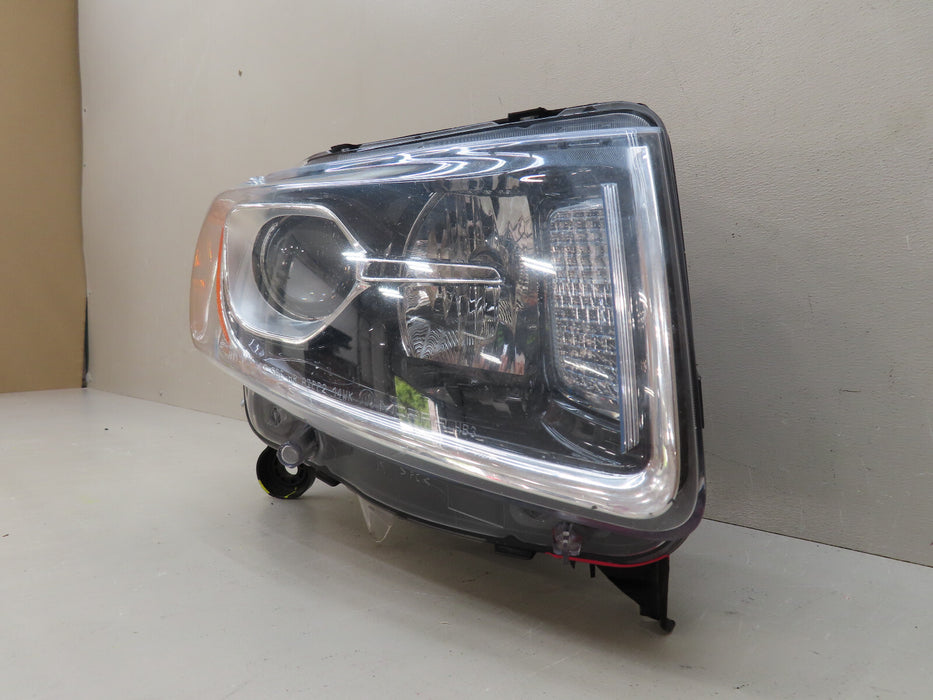 2014 2015 2016 JEEP GRAND CHEROKEE FRONT RIGHT PASSENGER HEADLIGHT HALOGEN OEM