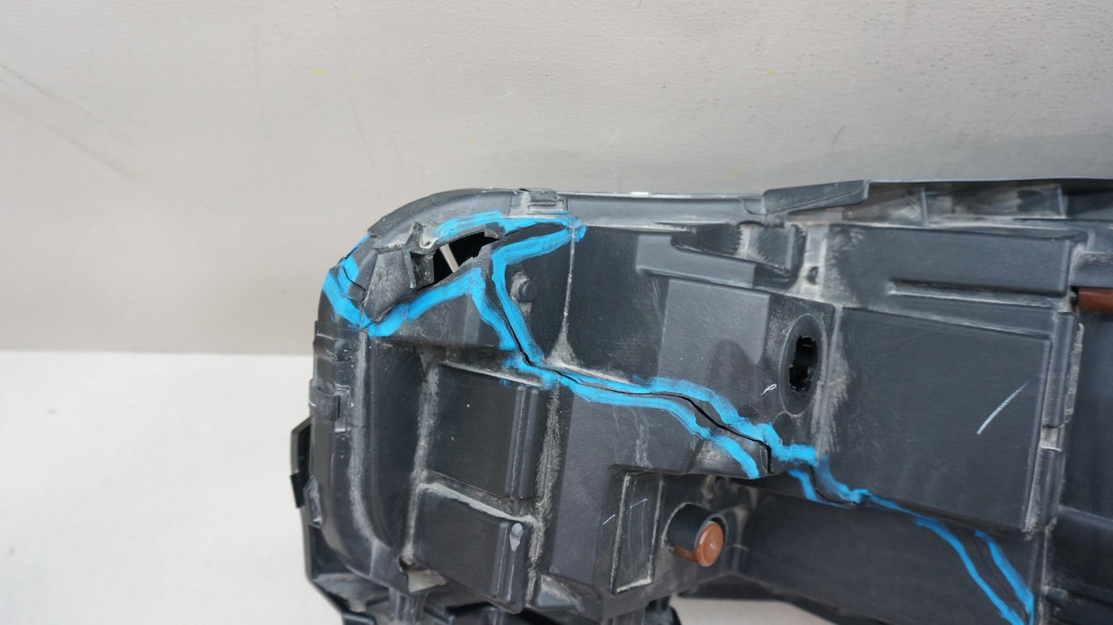 2021-2023 CHRYSLER PACIFICA FRONT RIGHT PASSENEGER SIDE LED HEADLIGHT OEM