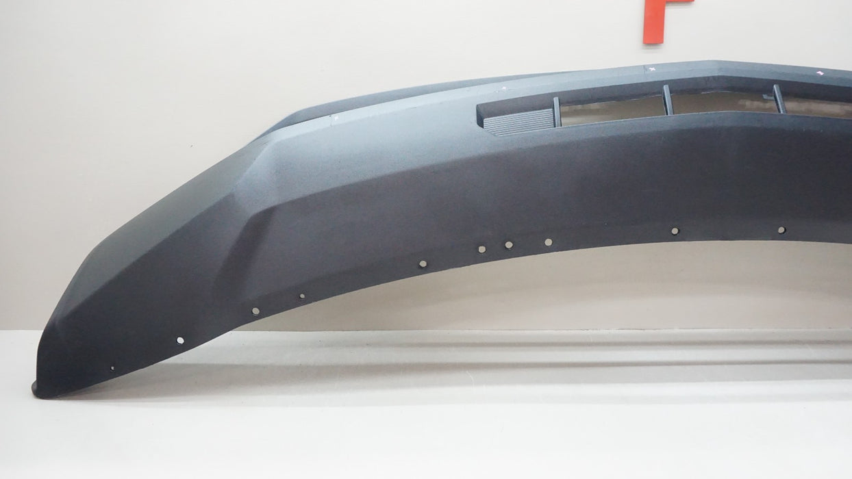 2025-2026 CHEVROLET TAHOE SUBURBAN FRONT LOWER BUMPER VALANCE 85642526 OEM