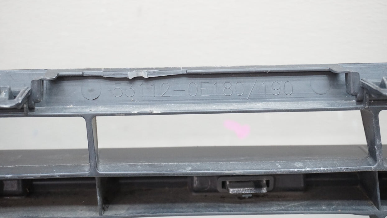 2017-2019 TOYOTA HIGHLANDER FRONT LOWER BUMPER GRILLE GRILL OEM 53112-0E180