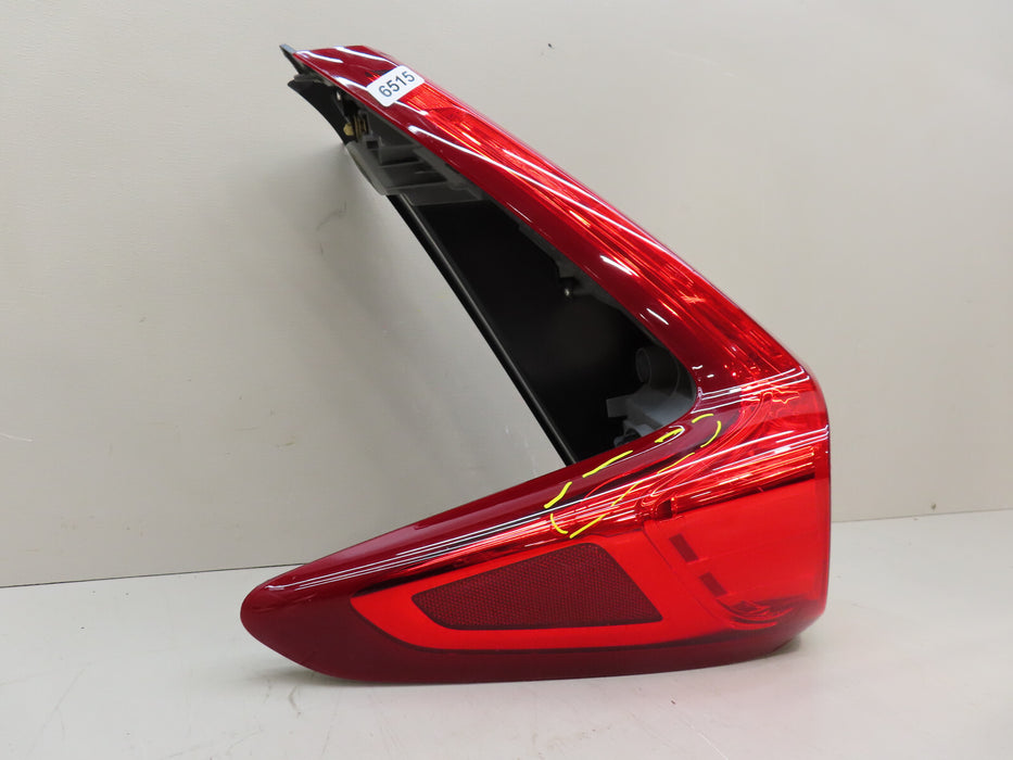 2017-2019 HONDA CRV CR-V REAR LEFT DRIVER SIDE TAIL LIGHT OUTER OEM