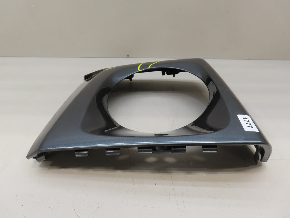 2019-2024 MERCEDES-BENZ G63 AMG FRONT RIGHT PASSENGER SIDE HEADLIGHT COVER OEM