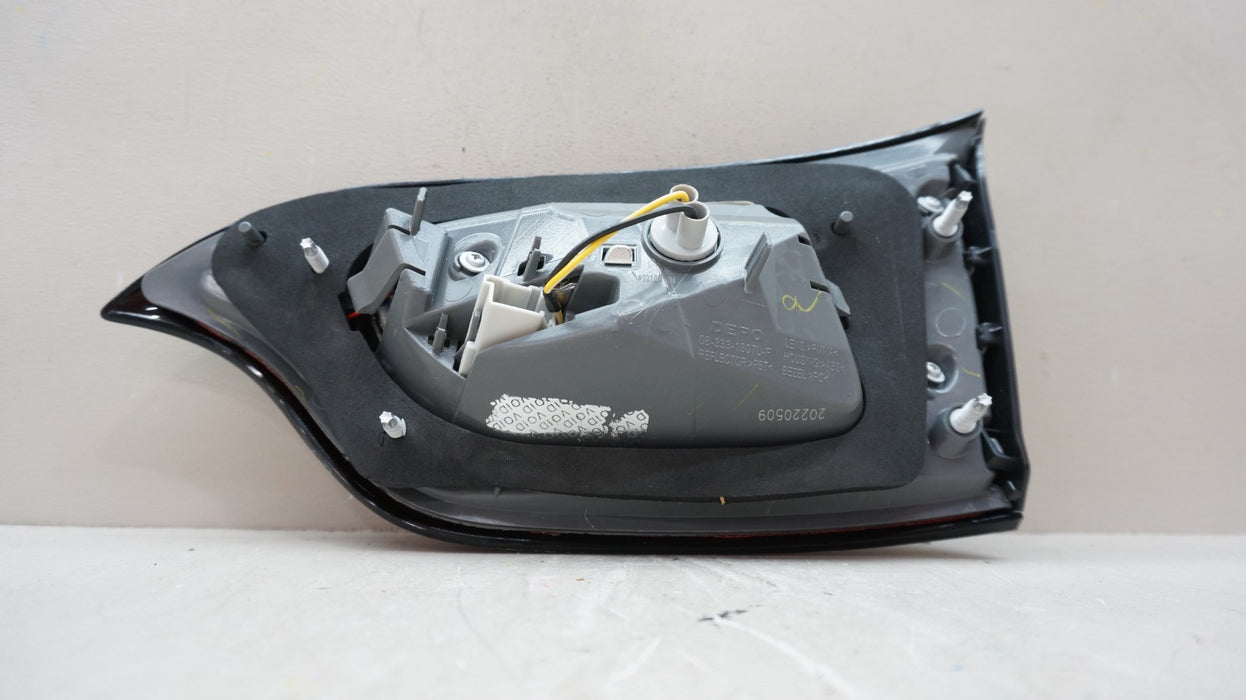 2014-2018 JEEP CHEROKEE REAR LEFT DRIVERS SIDE INNER TAIL LIGHT DEPO AFTERMARKET