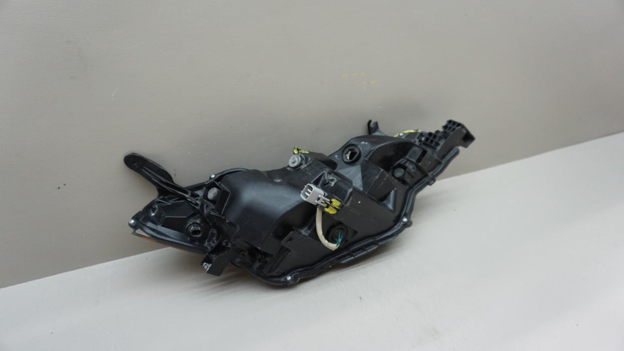2017-2019 TOYOTA COROLLA FRONT LEFT DRIVERS SIDE HEADLIGHT LED OEM 17 18 19