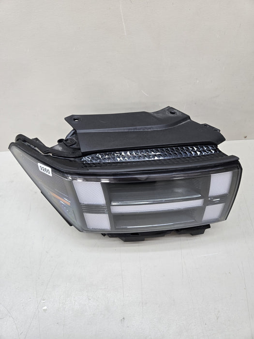 2024-2025 HYUNDAI SANTA FE RIGHT PASSENGER LED HEADLIGHT LAMP OEM