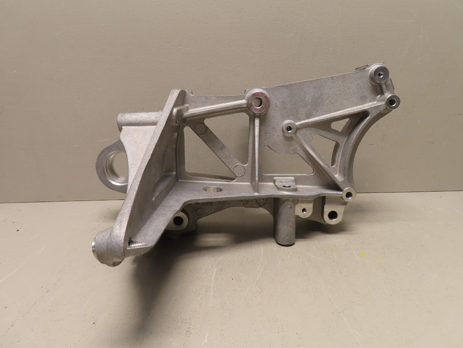 LAMBORGHINI AVENTADOR REAR HEAD TIMING ALTERNATOR AC PUMP BRACKET OEM 470903103G