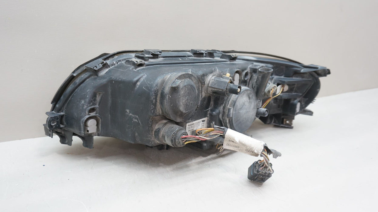 2005-2009 VOLVO S60 FRONT RIGHT PASSENGER SIDE HALOGEN HEADLIGHT OEM 30698828