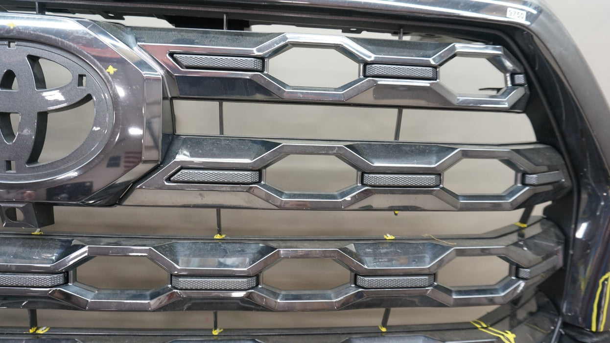 2023-2025 TOYOTA SEQUOIA FRONT BUMPER RADIATOR GRILLE OEM 53114-0C440