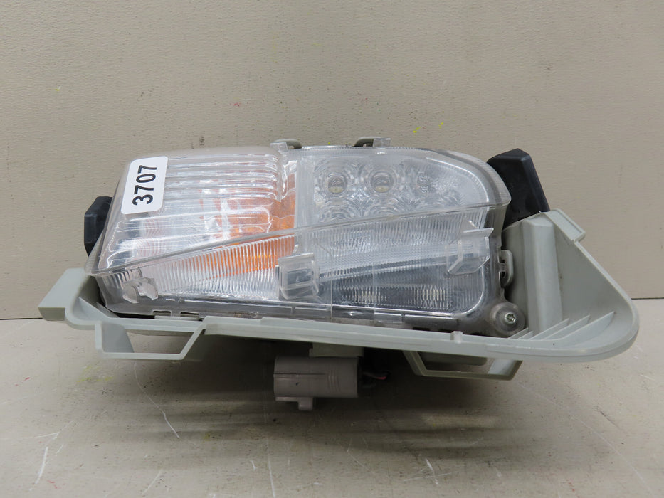 2012 2013 2014 2015 TOYOTA PRIUS FRONT LEFT DRIVER TURN SIGNAL OEM