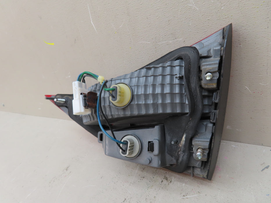 2014 2015 2016 HYUNDAI ELANTRA REAR LEFT DRIVER SIDE INNER TAIL LIGHT LAMP OEM
