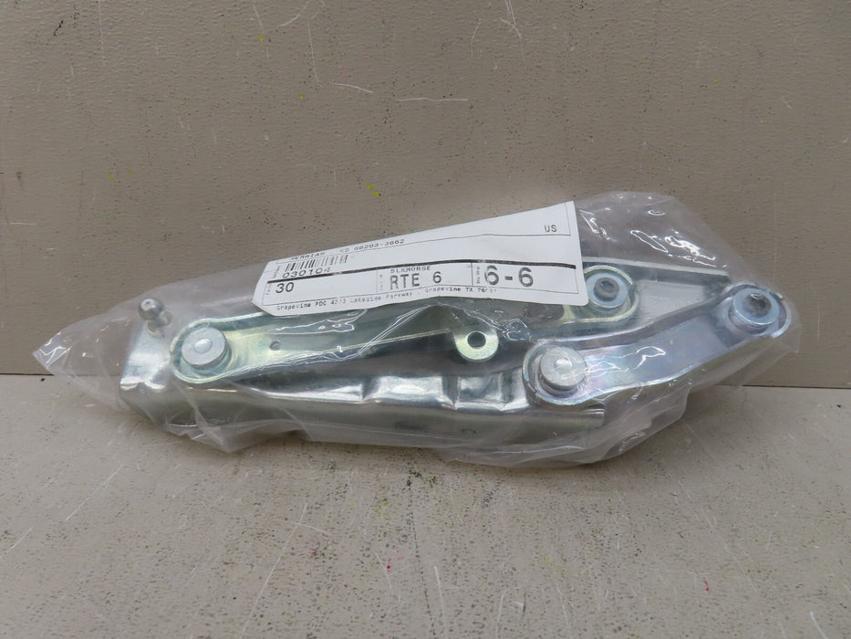 GENUINE MERCEDES-BENZ W211 FRONT RIGHT PASSENGER HOOD BONNET HINGE 2118800428