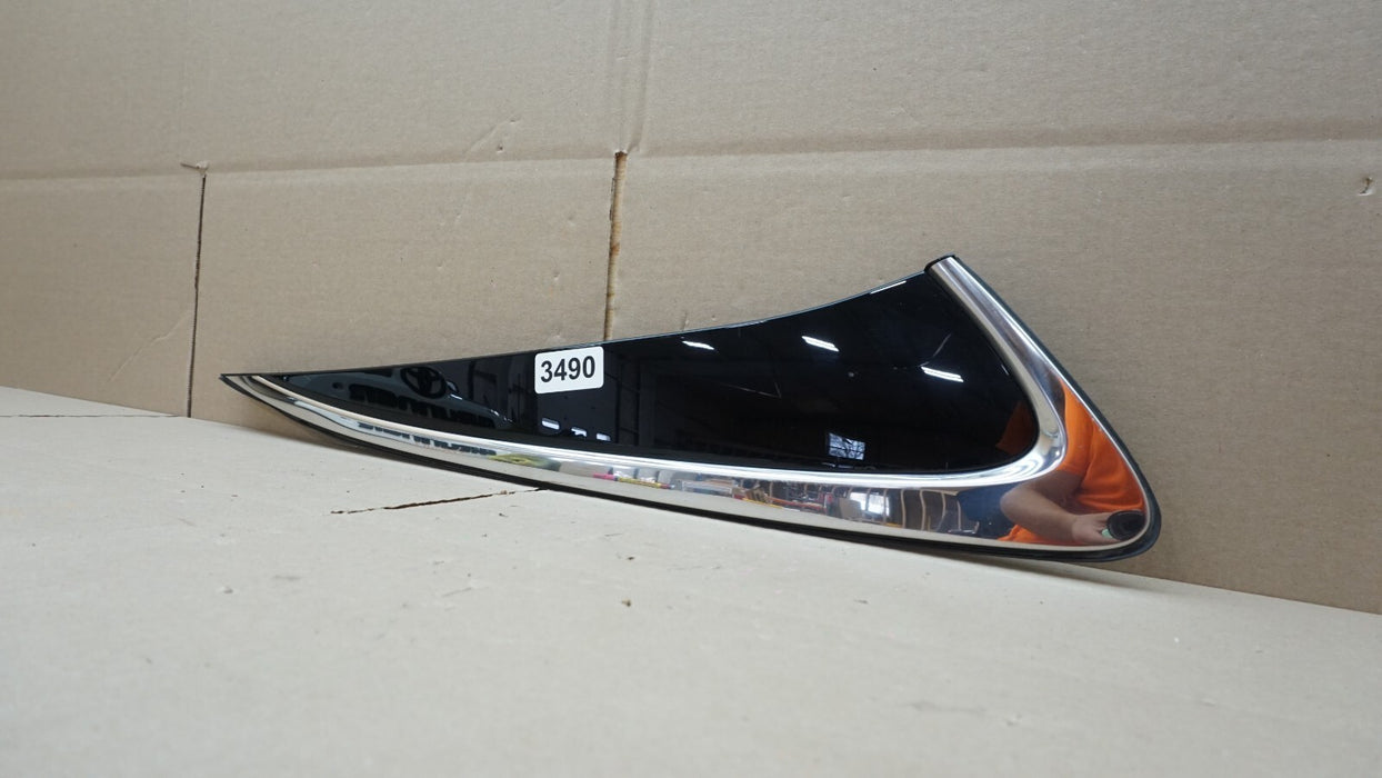 2015-2017 TOYOTA CAMRY LEFT DRIVERS SIDE REAR LEFT PILLAR TRIM 75055-06010 OEM