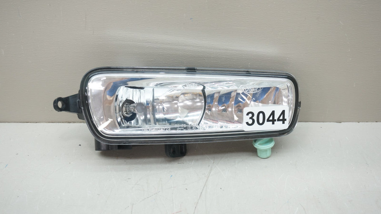 2014-2018 FORD FOCUS RH RIGHT PASSENGER FOG LIGHT OEM 90041467