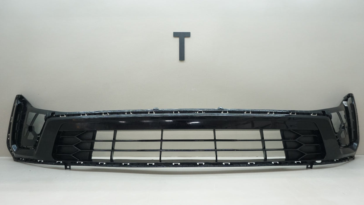 2021-2023 KIA SORENTO FRONT BUMPER LOWER GRILLE W/O FOG LAMP 86531 R5300 OEM