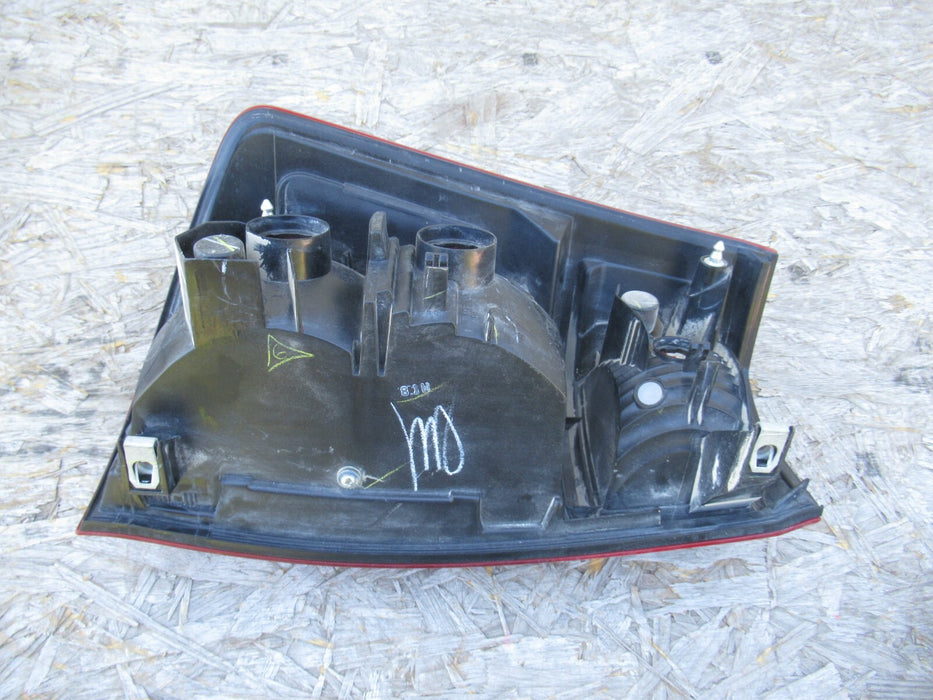 2016-2021 TOYOTA TACOMA REAR LEFT DRIVER SIDE TAIL LIGHT HALOGEN STOP LAMP OEM